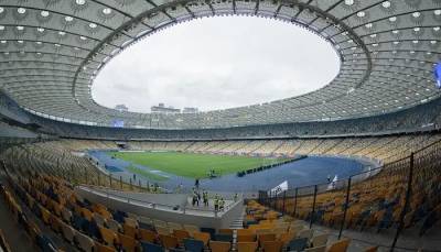 Шахтер начал реновацию газона на НСК Олимпийский - sportarena.com