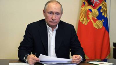 Владимир Путин - Дмитрий Чернышенко - Путина задело высказывание Чернышенко о туристах в Долине гейзеров - gazeta.ru