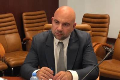 Тимофей Баженов - Журналист Баженов инициировал обязательный показ программ по экологии на ТВ - aif.ru - Экология