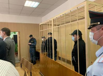 Марат Оганесян - Суд приговорил бывшего вице-губернатора Петербурга Оганесяна к 5,5 года колонии - znak.com - Санкт-Петербург