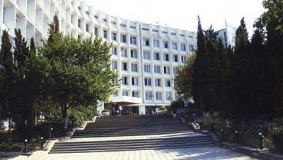 Из-за сообщения о бомбе эвакуировали корпуса и общежития СевГУ - crimea.ria.ru - Крым - Севастополь - Голландия