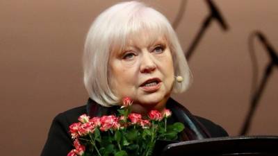 Светлана Крючкова - «Не могу говорить»: состояние страдающей онкологией Крючковой ухудшилось - 5-tv.ru - РСФСР