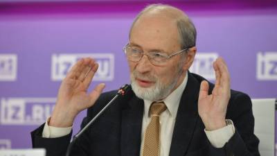Роман Вильфанд - Аглая Чайковская - Вильфанд пообещал жителям Москвы "тютчевскую" погоду на следующей неделе - politros.com - Москва