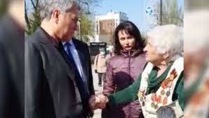 Вячеслав Володин - Володин призвал власти задуматься о просьбах россиян после атаковавшей его пенсионерки - newsland.com