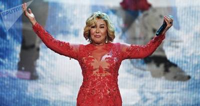 Любовь Успенская - Успенская станцевала под "Бала-бала" в Ереване и оставила трогательную запись на армянском - ru.armeniasputnik.am - Ереван