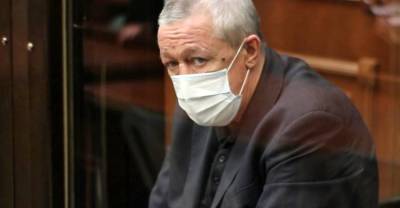 Михаил Ефремов - "Это не страшно": Ефремов впервые рассказал о жизни в колонии - reendex.ru