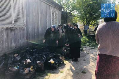 25 семей поселка Солнечный Кизилюрта получили продуктовые наборы в рамках акции #МыВместе - mirmol.ru - респ. Дагестан