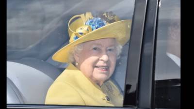 Елизавета II - Елизавета Королева - герцог Филипп - Королева Елизавета II продает личный Bentley Mulsanne - nation-news.ru