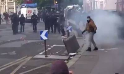 Во Франции - Во Франции во время первомайских демонстраций произошли массовые задержания - capital.ua - Франция - Париж