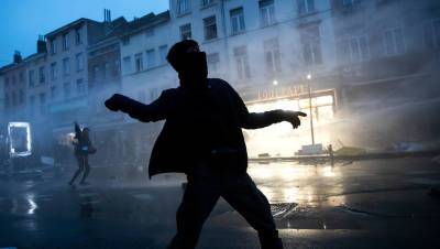 В Брюсселе задержали 132 участников не разрешенного фестиваля - gazeta.ru - Бельгия - Берлин - Брюссель