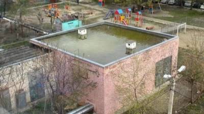 С подогревом: на пр-те Строителей нашли бассейн на крыше - penzainform.ru - Пенза