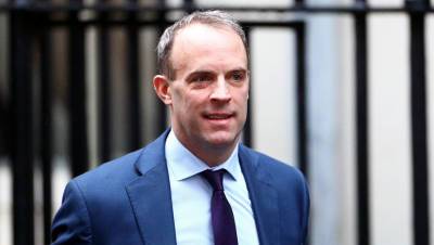 Доминик Рааб - Глава МИД Британии предложил G7 вместе бороться с «российской пропагандой» - gazeta.ru - Англия - Reuters
