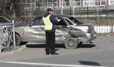 Омский священник в день Пасхи устроил ДТП - newizv.ru - Омск - Омская обл.