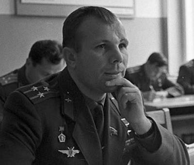 Юрий Гагарин - От куда на лице Гагарина появился шрам - russian7.ru