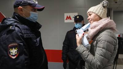 В транспорте Москвы усилили контроль за соблюдением масочно-перчаточного режима - mir24.tv - Москва
