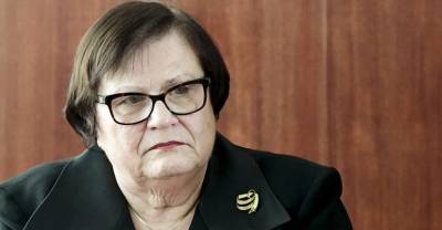 Мария Бенешова - Главу чешского Минюста потребовали уволить за слова о взрывах во Врбетице - reendex.ru