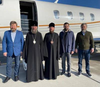 патриарх Феофил III (Iii) - Делегация УПЦ вылетела в Израиль для доставки Благодатного огня в Украину - akcenty.com.ua - Израиль - Иерусалим
