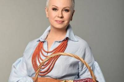 Алла Мазур - Победившая рак Алла Мазур рассказал, как ложилась спать и просыпалась с молитвой - from-ua.com