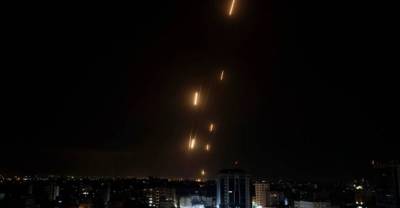 В ХАМАС заявили о ракетном ударе по двум авиабазам Израиля - reendex.ru - Тель-Авив - Палестина - Беэр-Шевы