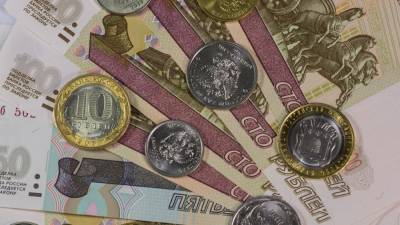 Михаил Алексеев - Центробанк РФ рассказал о смене дизайна сторублевых купюр - politros.com - Россия