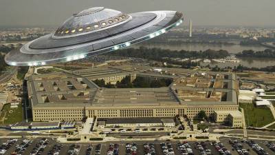 Барак Обама - Джеймс Корден - Обама рассказал о секретных архивах с кадрами НЛО в Пентагоне - gazeta.ru