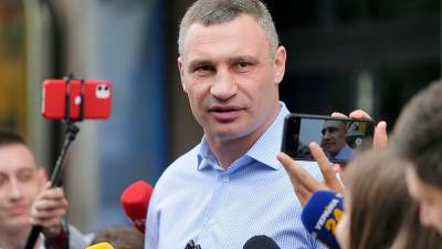 Виталий Кличко - Кличко рассказал, чем он «раздражает» Офис президента - sharij.net - Киев - Париж - Киев
