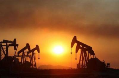 Нефть торгуется около трехнедельного минимума, в центре внимания возвращение поставок из Ирана - from-ua.com - Иран