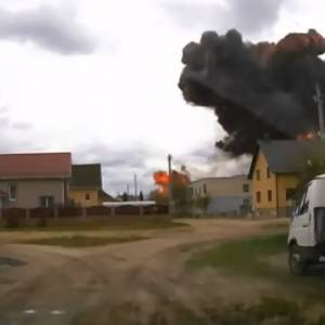Появилось видео крушения военного самолета в Беларуси - reporter-ua.com - Барановичи