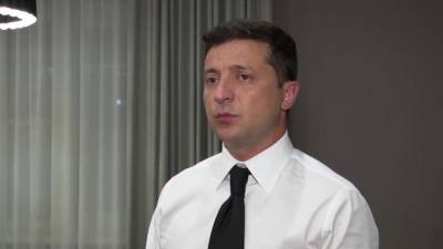 Владимир Зеленский - Зеленский назвал приоритетами своей работы Украину без олигархов и мир в стране - piter.tv
