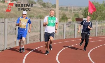 Дмитрий Махонин - Советник губернатора на открытии стадиона вручил берёзовской школе футбольные мячи - fedpress.ru - Пермский край