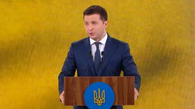 Владимир Зеленский - Зеленский анонсировал всеукраинский референдум о путях решения конфликта на Донбассе - piter.tv - Донбасс