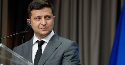 Владимир Зеленский - Зеленский намерен решить ситуацию на Донбассе референдумом - ren.tv - Украина - Киев - Донбасс