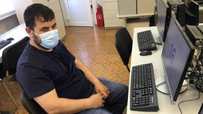 В Екатеринбурге уголовка за «шпионскую» технику грозит мужчине, который пришел в ГИБДД с телефоном - newdaynews.ru - Екатеринбург