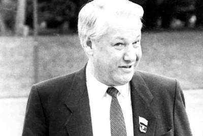 Владимир Познер - Борис Ельцин - Познер назвал Ельцина русским красавцем с чистым сердцем - mk.ru