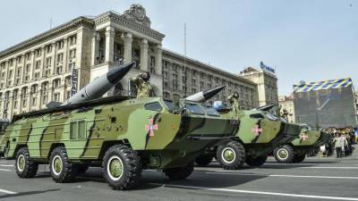 Владимир Зеленский - Зеленский запланировал военный парад в День независимости Украины - iz.ru - Киев - Одесса