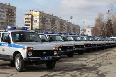 Полицейских из 13 районов Омской области свозили на январскую акцию в поддержку Навального - tayga.info - Омск - Омская обл.