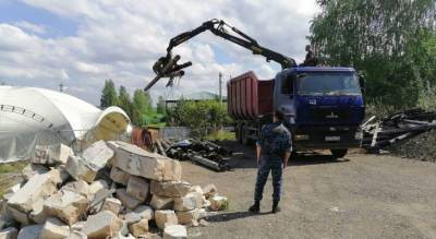Бизнес ярославца в Плещеевом парке снесли спецтехникой - progorod76.ru - Ярославская обл.