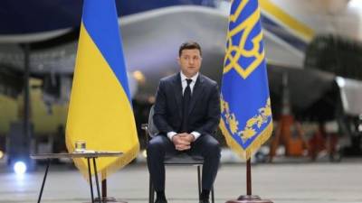 Владимир Зеленский - Зеленский признал проблемы с завершением «эпохи бедности» - hubs.ua