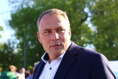Петр Толстой - Петр Толстой заявил, что дворы в Кузьминках должны заасфальтировать максимально оперативно - vm.ru - Благоустройство