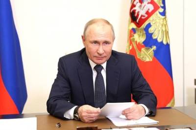 Владимир Путин - Андрей Турчак - Путин одобрил идею о присвоении 11 городам звания города трудовой доблести - aif.ru - Тюмень - Барнаул - Красноярск - Магадан - Уральск - Рыбинск - Северодвинск - Пенза