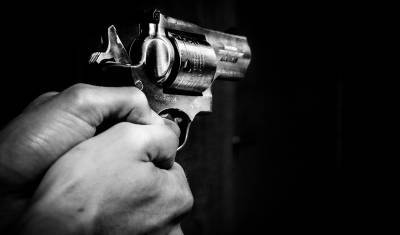 Ильназ Галявиев - У петербургской школы задержали подростка в военной амуниции и с пистолетом - newizv.ru - Казань