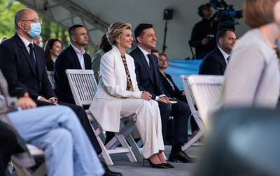 Владимир Зеленский - Тарас Шевченко - Алеся Украинка - Президент с женой приняли участие во вручении Шевченковской премии 2021 - korrespondent.net - Киев