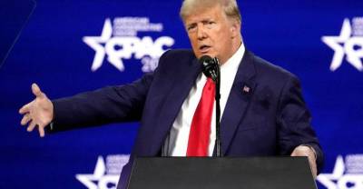 Дональд Трамп - Администрацию Трампа заподозрили в прослушке звонков журналистки - reendex.ru
