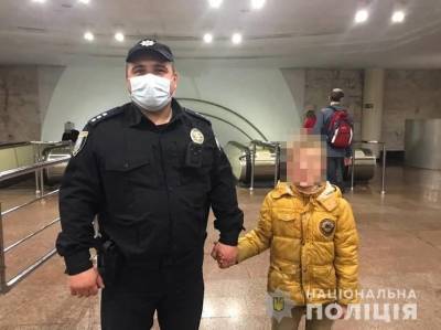 Папа недоглядел за ребенком, а протокол составили на мать: полиция Киева влипла в сексистский скандал - vchaspik.ua - Киев