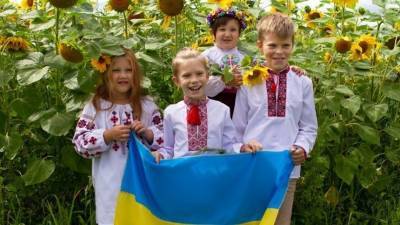 Владимир Зеленский - Мария Захарова - Марья Захарова - Владимир Александрович - «Бесценно!»: Захарова прокомментировала ошибку Зеленского в День вышиванки - 5-tv.ru