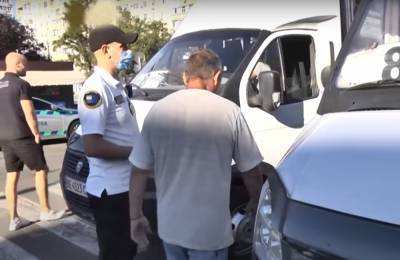 "Ударил в лицо и забрал ключи": водители маршруток подрались из-за пассажиров, детали - politeka.net - Львов