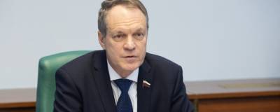 Александр Башкин - Совфед пообещал помочь Астраханской области получить 70 млрд рублей - runews24.ru - Астраханская обл.
