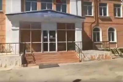 Напавший на учителя школьник записал войс: Надел свитер, пошел убивать - mk.ru - Пермский край