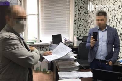 На Днепропетровщине "исчезли" изъятые при обысках товары на 10 млн грн - rupor.info - Днепропетровская обл.