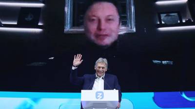 Владимир Путин - Дмитрий Песков - Илон Маск - В Кремле допустили диалог Путина и Маска - iz.ru